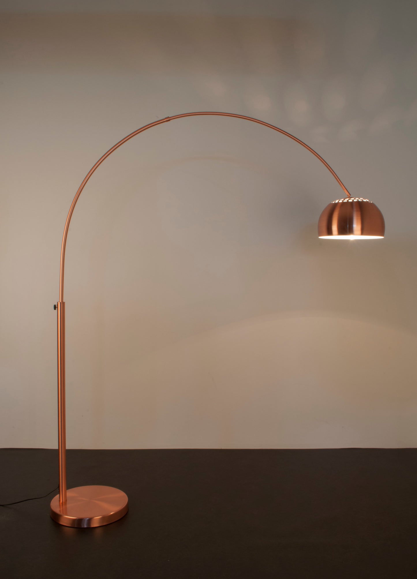 Stehlampe - BOW - kupfer