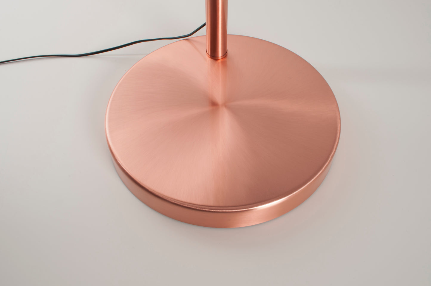 Stehlampe - BOW - kupfer